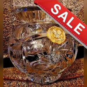 #Vintage #CrystalClear Polish 24% Lead Crystal Vase Floral Starburst Pattern